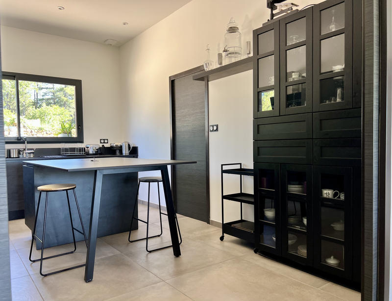 Maison - 225 m² - 6 pièces