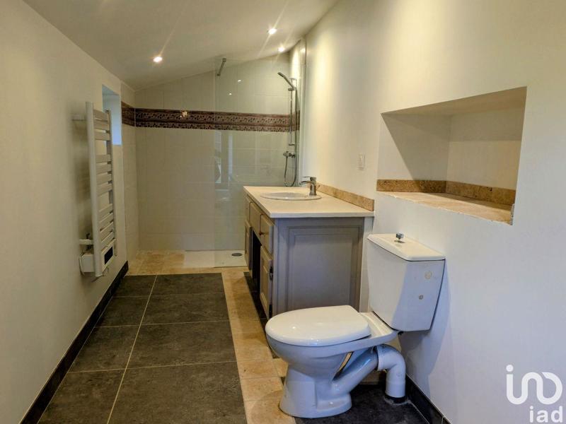 Maison - 237 m² - 6 pièces