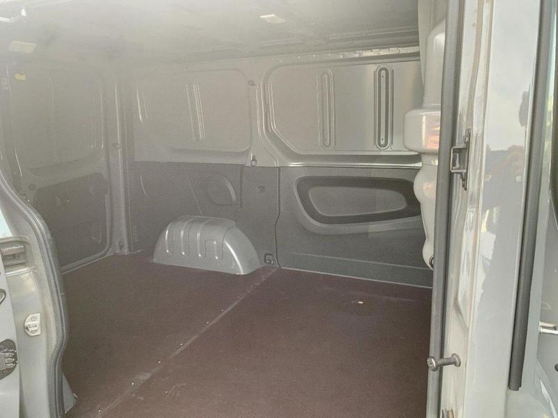 Renault Trafic Fourgon Fgn L1h1 1000 Kg Dci 120 E6 Grand Confort