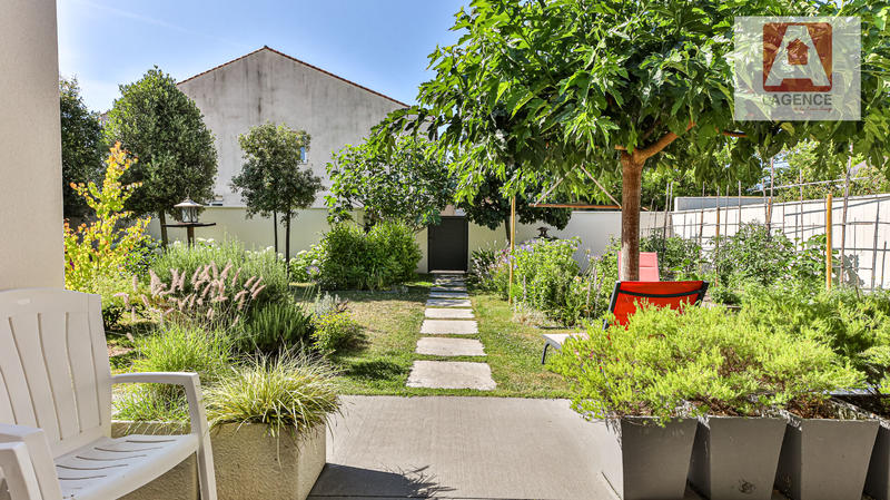 Maison - 162 m² - 5 pièces