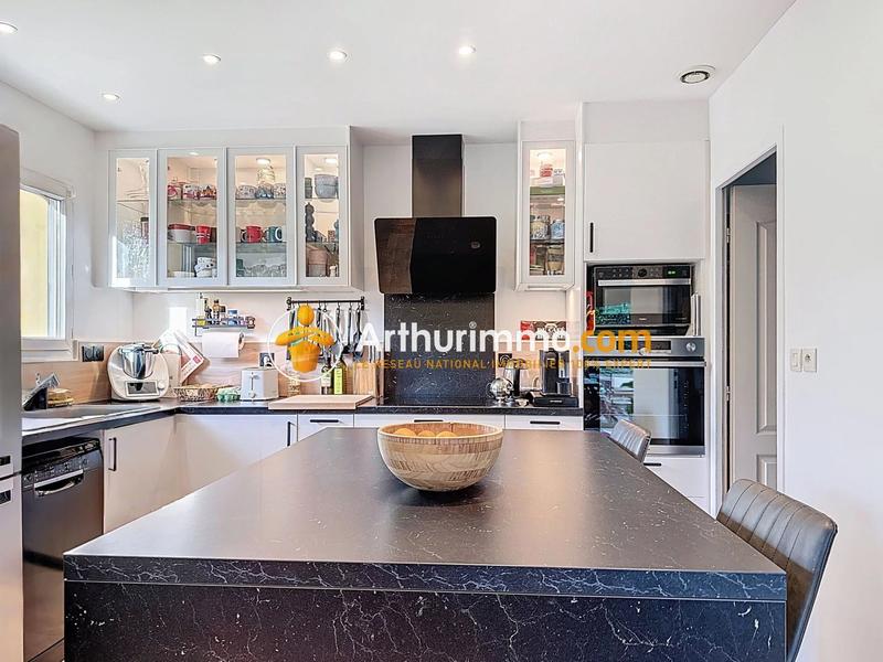 Maison - 123 m² - 5 pièces