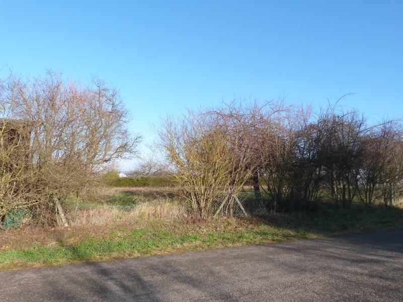 Terrain constructible - 851 m²