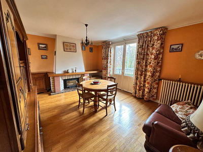 Maison - 89 m² - 5 pièces