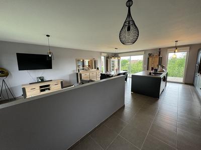 Maison - 105 m² - 5 pièces