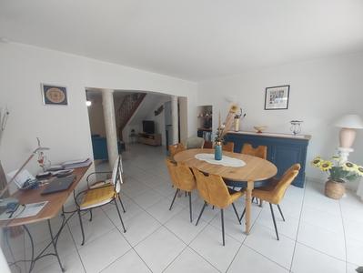 Maison - 147 m² - 7 pièces
