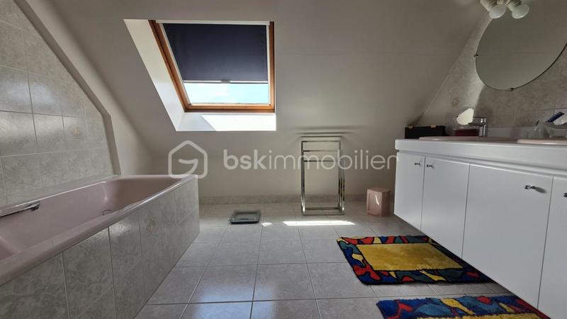 Maison - 160 m² - 6 pièces