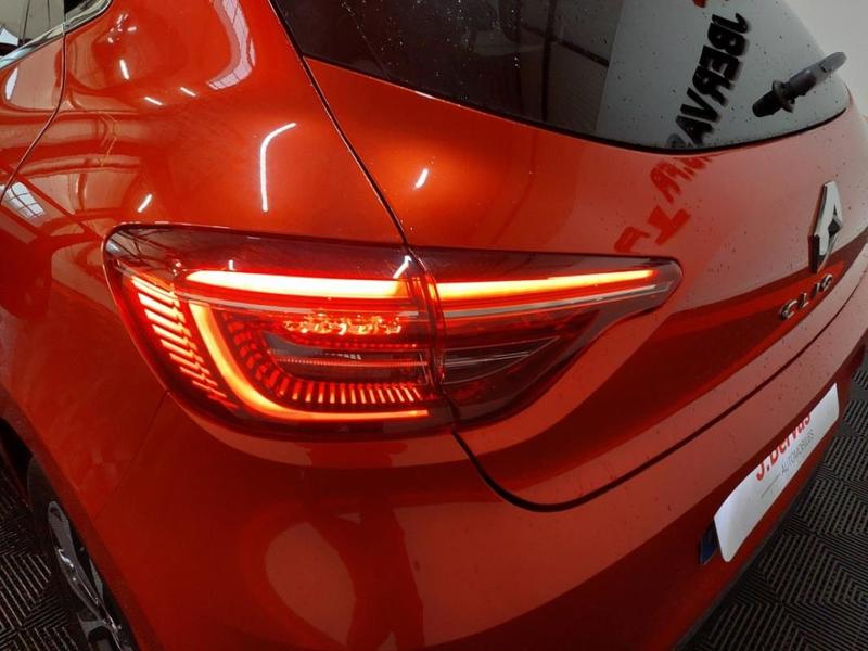 Renault Clio V Techno E-Tech full hybrid 145