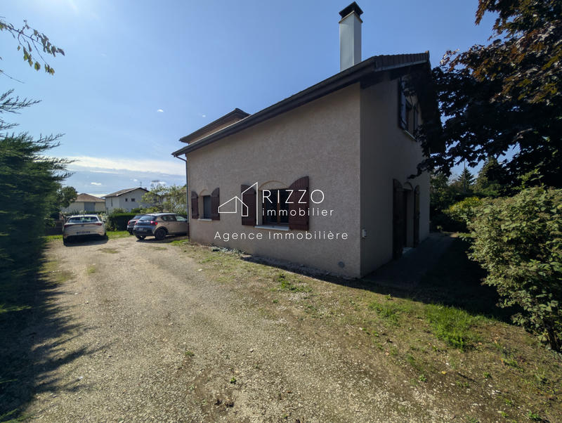 Maison - 165 m² - 6 pièces