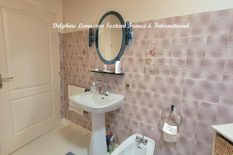 Maison - 185 m² - 7 pièces