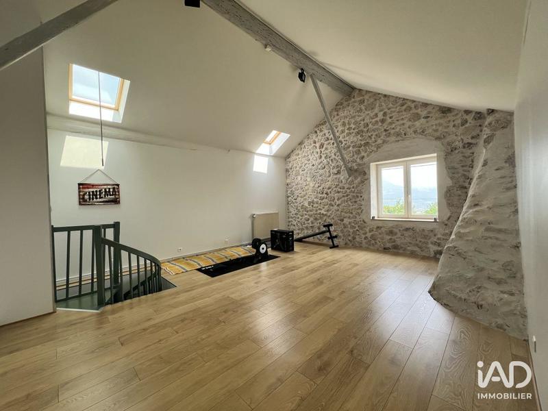 Maison - 193 m² - 5 pièces