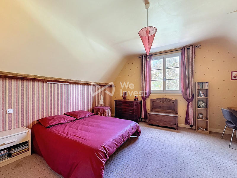 Maison - 215 m² - 7 pièces