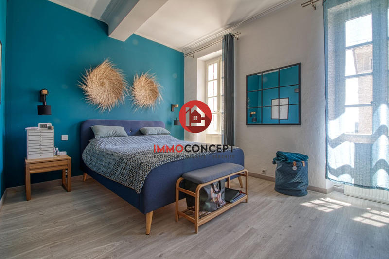 Maison ancienne - 205 m² - 9 pièces