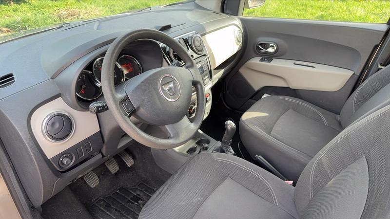 Dacia Lodgy 1.2 TCe 115 Laureate