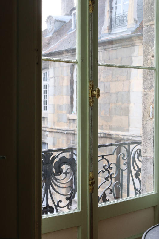 Appartement - 274 m² - 8 pièces