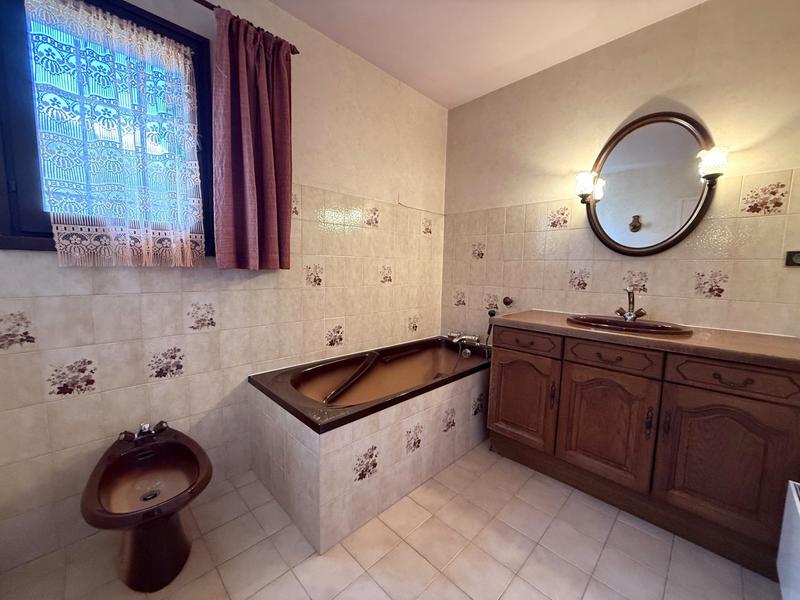 Villa - 147 m² - 6 pièces