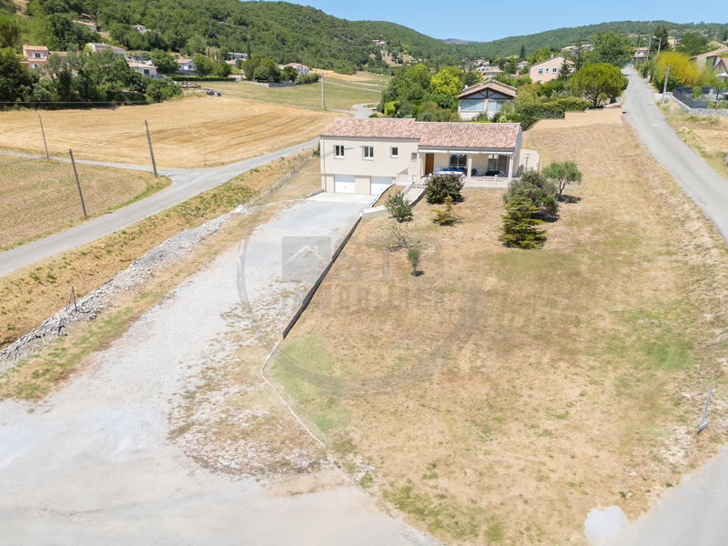 Villa - 123 m² - 6 pièces