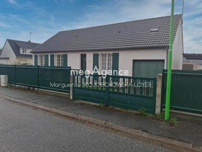 Maison traditionnelle - 90 m² - 5 pièces