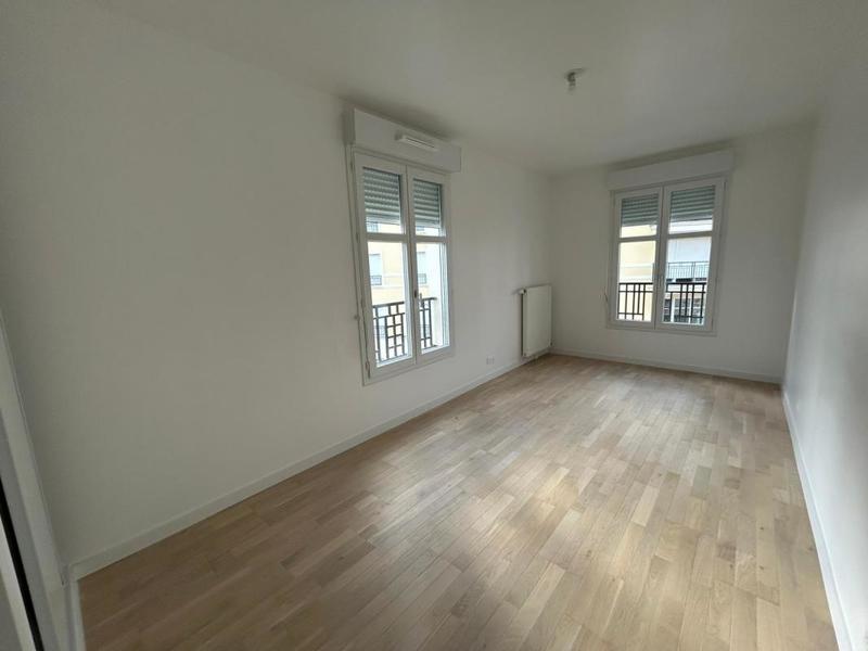 Appartement - 90 m² - 4 pièces
