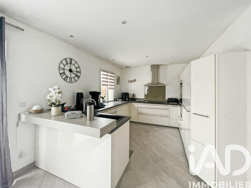 Maison - 166 m² - 6 pièces