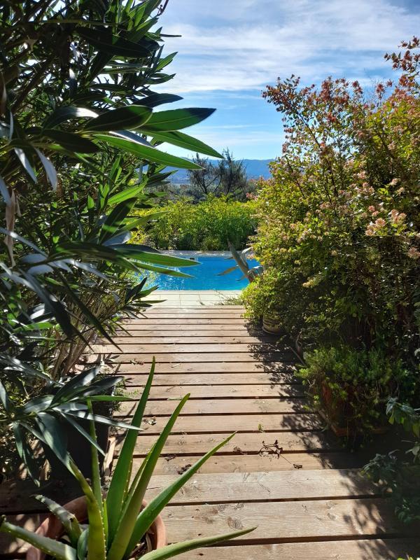 Maison - 165 m² - 6 pièces