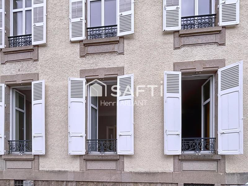 Maison de maîtres - 317 m² - 11 pièces