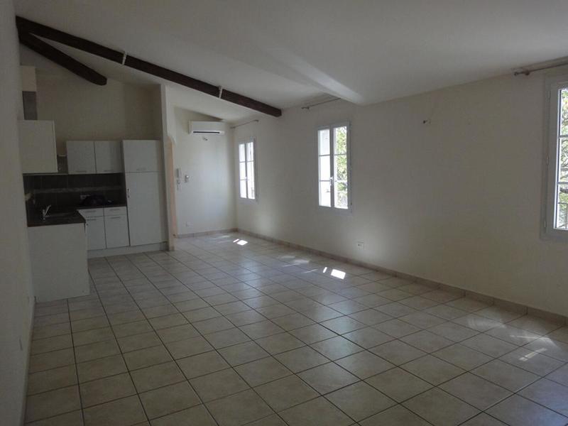 Immeuble - 234 m² - 9 pièces