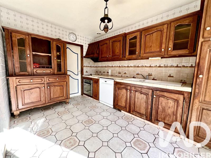 Maison - 94 m² - 6 pièces