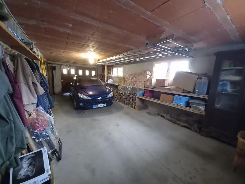 Maison traditionnelle - 102 m² - 4 pièces