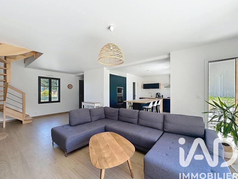 Maison - 101 m² - 4 pièces