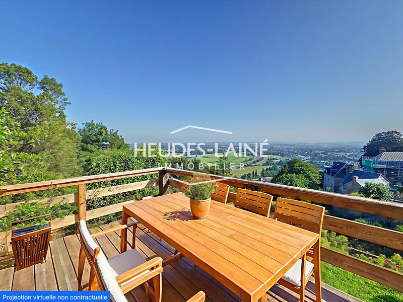 Maison - 215 m² - 7 pièces