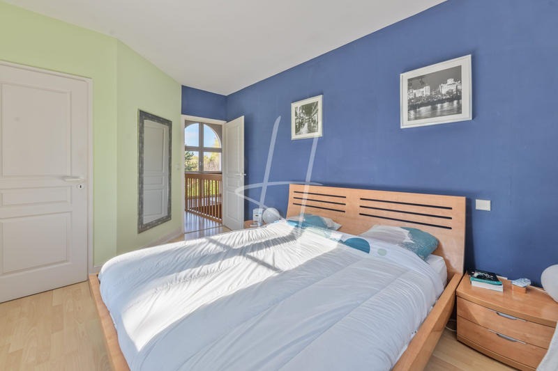 Maison - 165 m² - 6 pièces