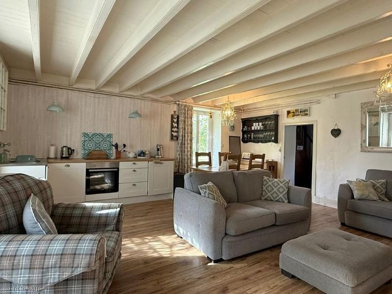 Maison de village - 90 m² - 3 pièces