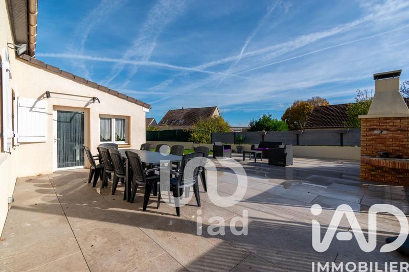 Maison - 200 m² - 10 pièces