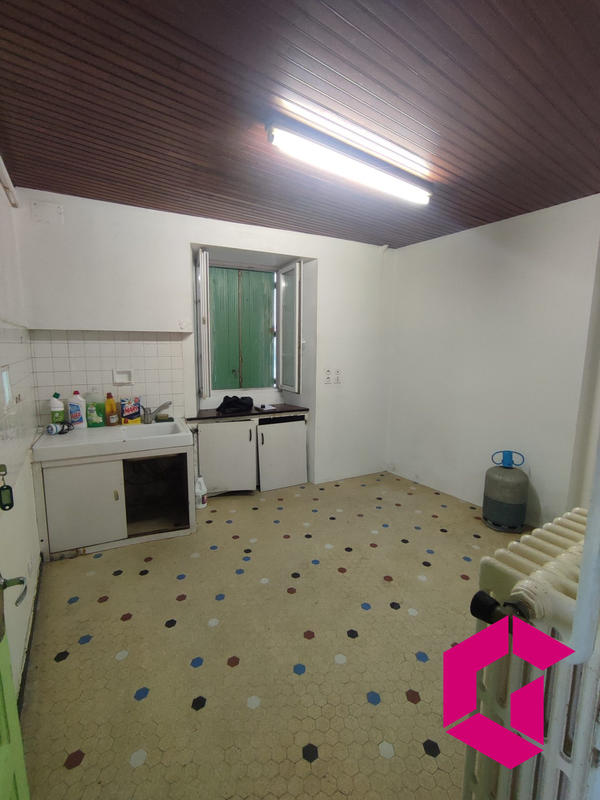 Maison - 73 m² - 7 pièces