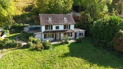 Maison - 110 m² - 4 pièces