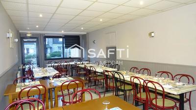 Local commercial - 217 m² - 8 pièces