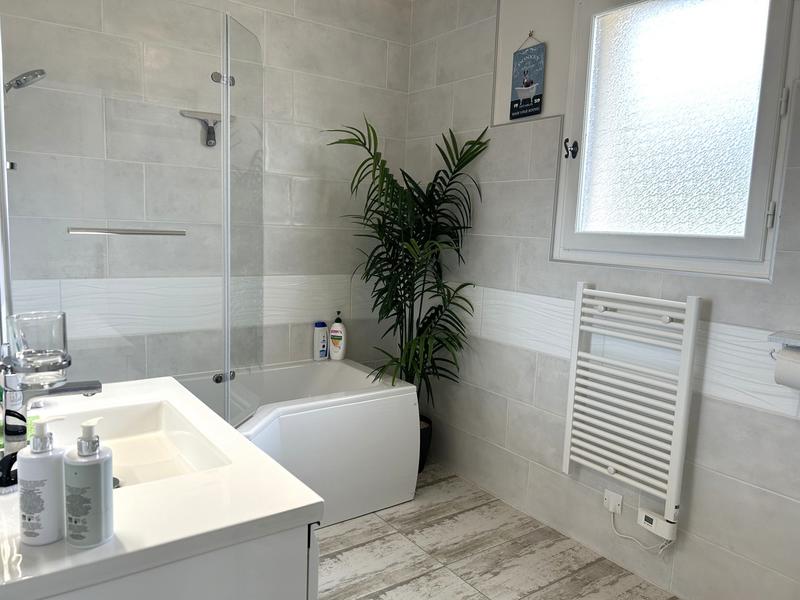 Maison contemporaine - 107 m² - 4 pièces