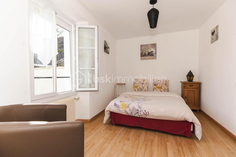 Maison - 155 m² - 6 pièces