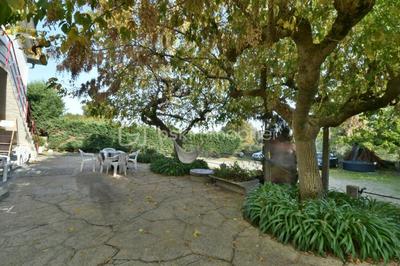 Immeuble - 250 m² - 9 pièces