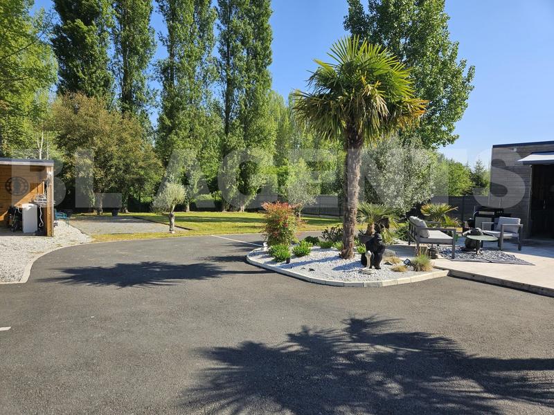 Maison contemporaine - 170 m² - 4 pièces