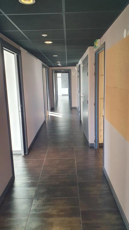 Local commercial - 178 m²