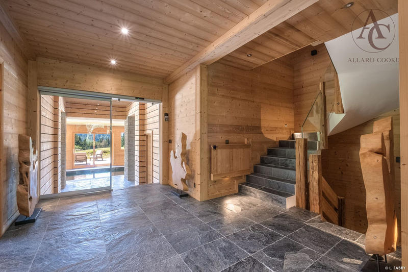 Châlet - 400 m² - 8 pièces