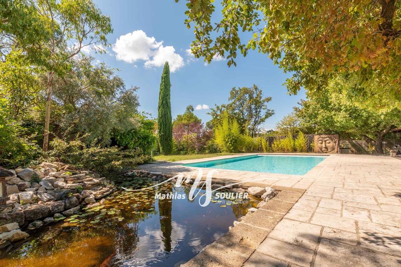 Villa - 400 m² - 14 pièces