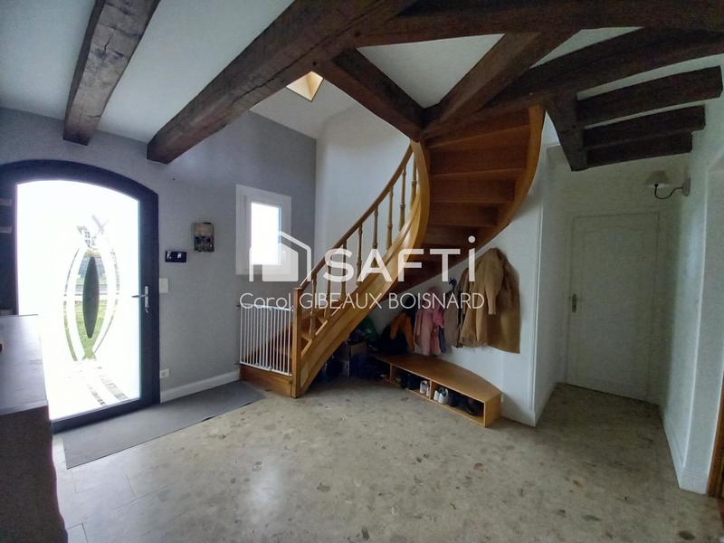 Maison - 171 m² - 7 pièces