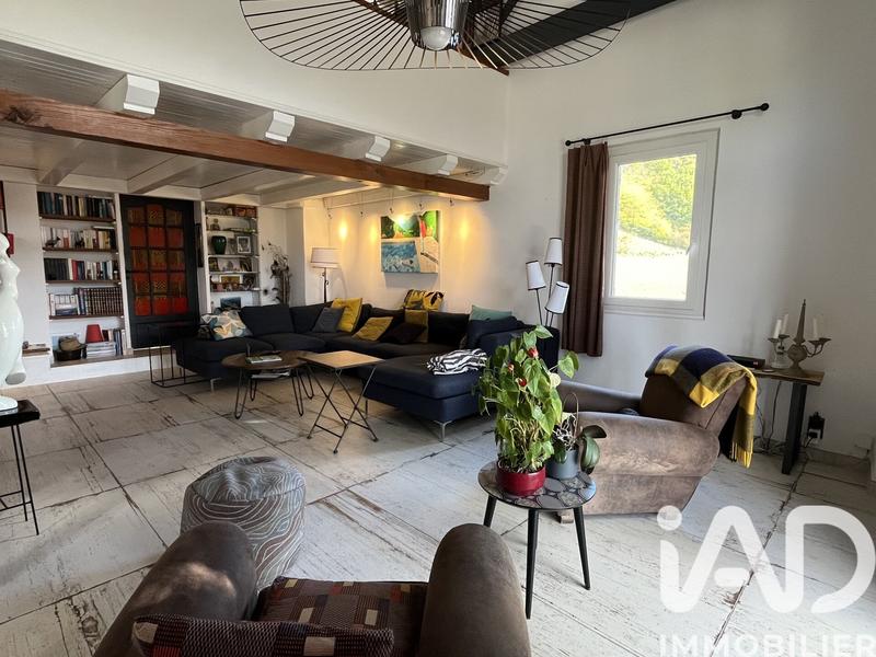 Maison - 159 m² - 5 pièces