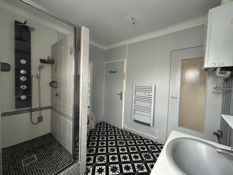 Appartement - 80 m² - 4 pièces