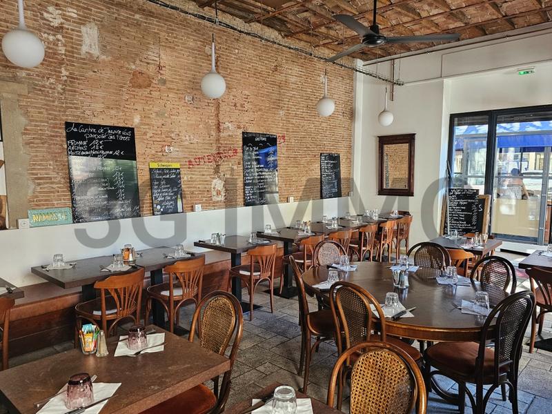 Fonds de commerce - Magasins - 100 m²