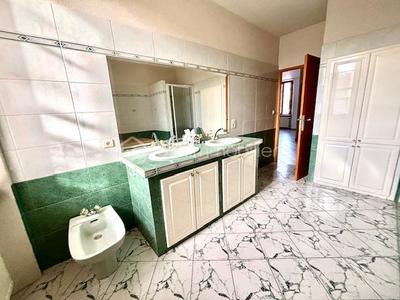 Maison ancienne - 172 m² - 8 pièces