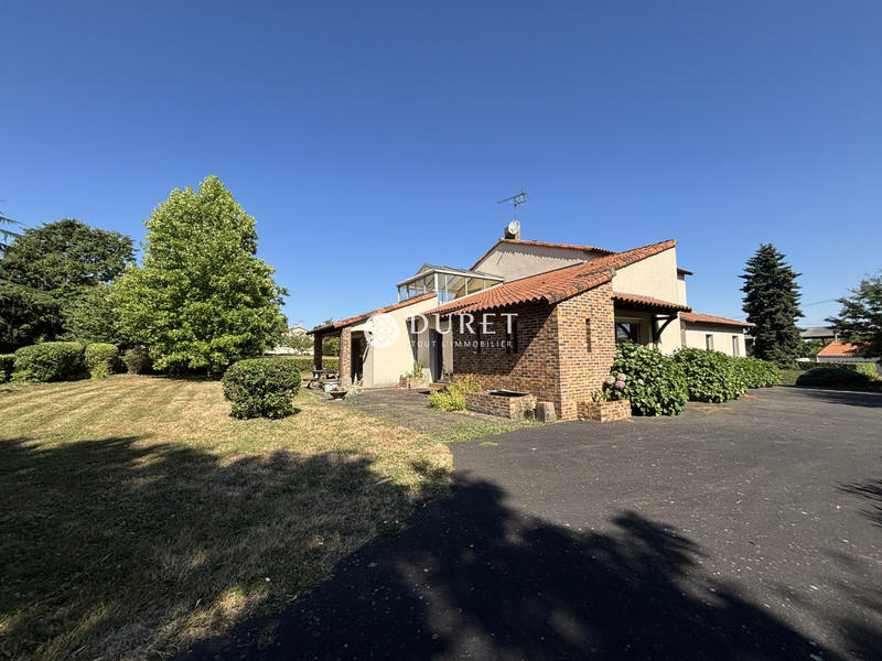 Maison - 188 m² - 6 pièces