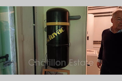 Demeure - 190 m² - 6 pièces